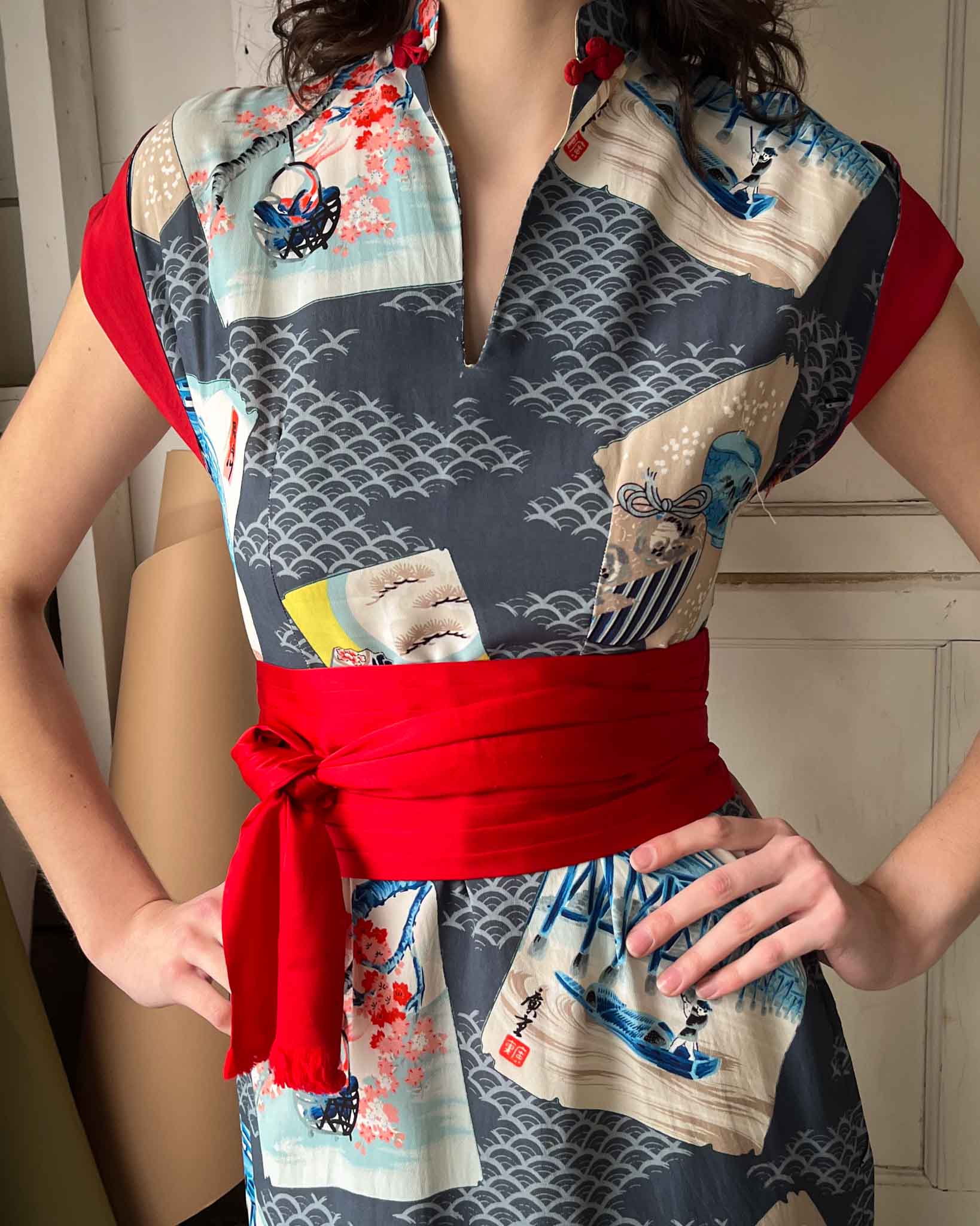 50s Hawaiian Novelty Print Dress | S 50s Hawaiian Novelty Print Dress | S