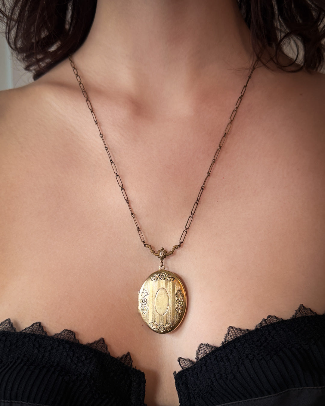 Victorian Style Oval Locket