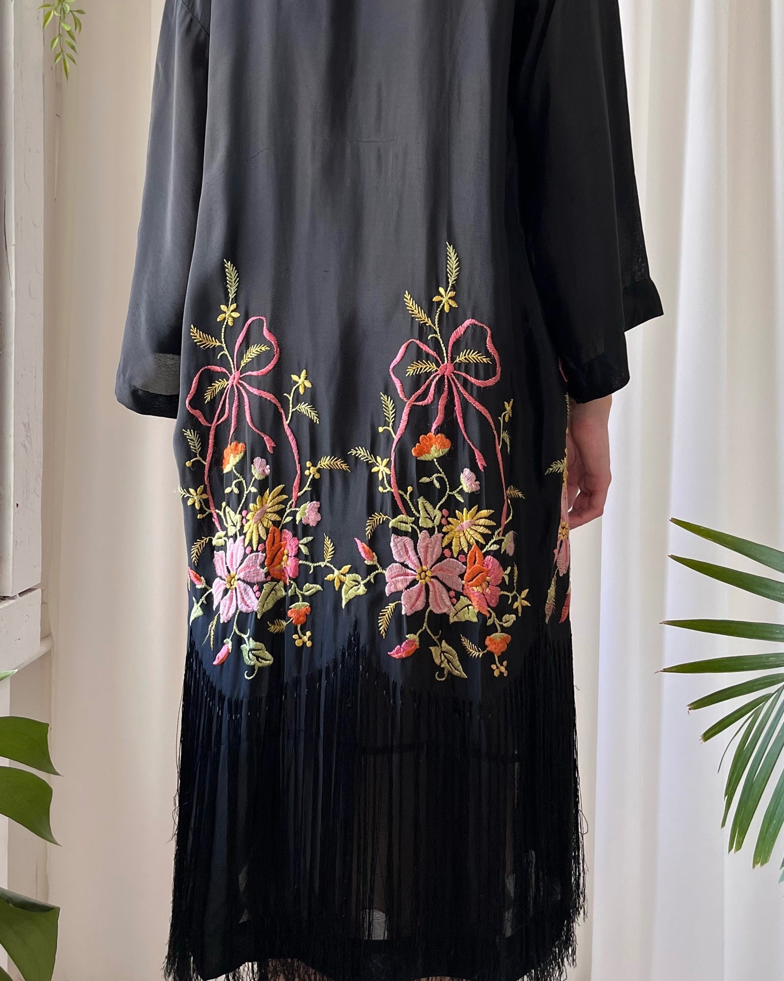 30s Embroidered Fringe Duster | XS-L