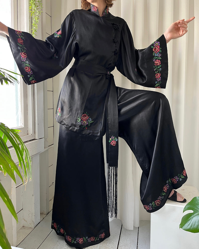 30s 3pc Embroidered Silk Lounge Set | L