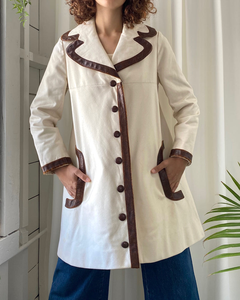 Lucky Vintage 80s Classic Belted Trench