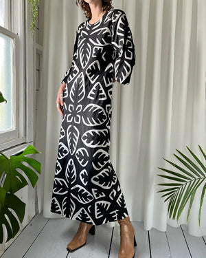 60s Applique B+W Maxi Dress