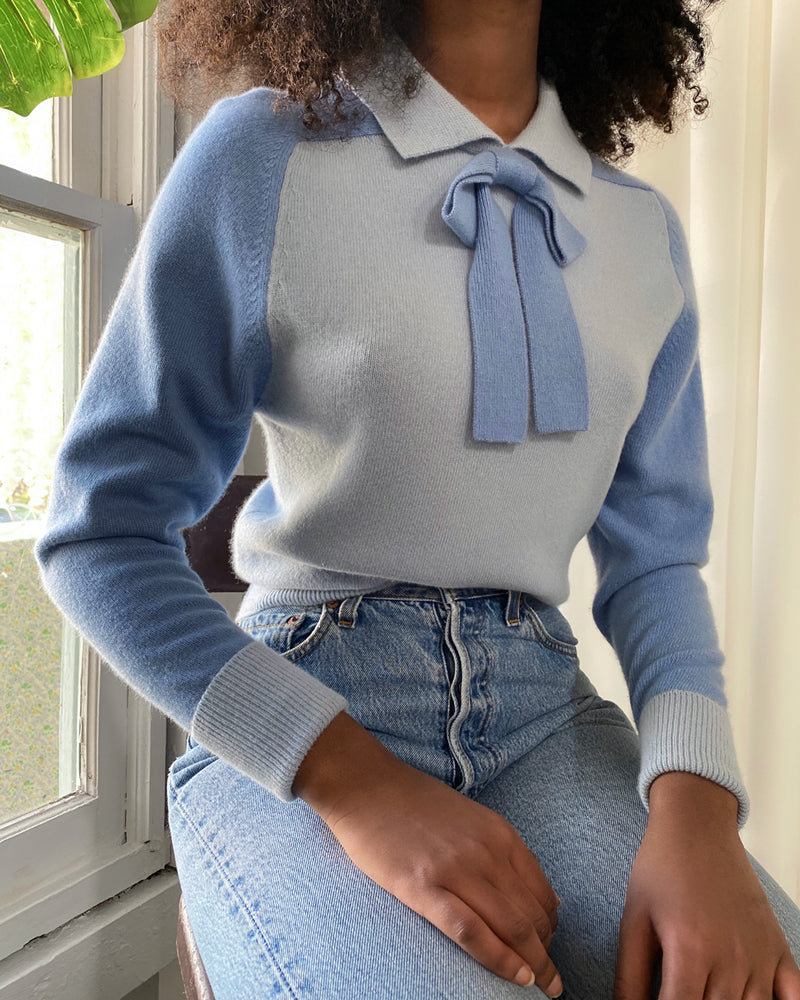90s Chanel Cashmere Bow Sweater | S